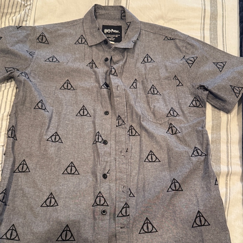 Warner Bros. Gray Harry Potter Men's Shirt